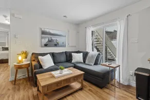 *WOW* Executive apartment - bright & cozy! - Image 2