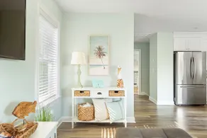 Charming coastal home w/ outdoor area and river views - Image 4