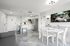Just Renovated 2/2 Resort Home - Image 2