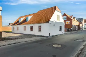 Large beautiful house in the heart of Ribe with free parking - Image 4