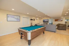 Firepit, Dock, Pool table, Dock Bar, Kayaks - Image 3