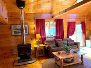 Walnut Hill Cabin - Image 3