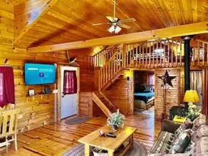 Walnut Hill Cabin - Image 5