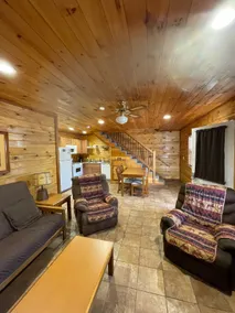Beautiful Scenic River Cabin just 1/2 mile from Current River! - Image 4