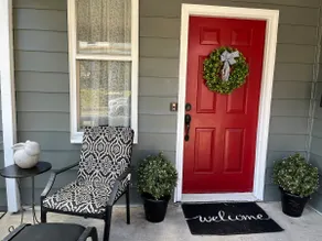 Updated and Stylish Victorian near W&J - Image 3