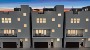 Howdy Texas! *Newly Built* Midtown - Image 5
