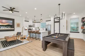 Howdy Texas! *Newly Built* Midtown - Image 3