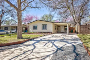 Beautiful Cozy Home in Central ATX, mins to Dntwn - Image 3