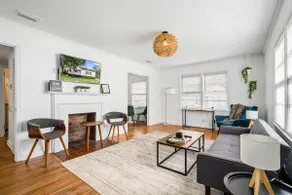 Homey 2BR Cottage Near Downtown - Image 4