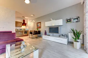 Grand Apartments - Aqua - Image 4