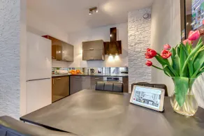 Grand Apartments - Aqua - Image 3