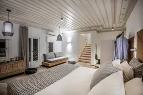 Luxury Apartment in the Heart of Astypalaia - Image 4