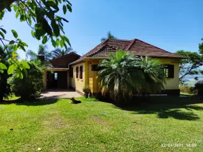 Country house, family with pool - Image 2