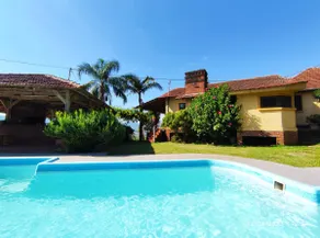 Country house, family with pool - Image 5