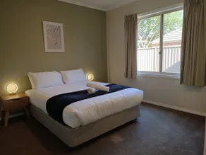 Havelock - 3br 2bth walk to Mars Stadium - Image 4