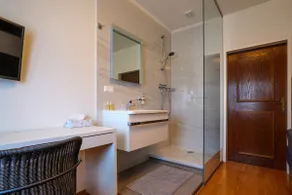 Small and fine single room - Image 2