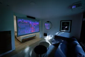Modern Studio with Views - Image 4