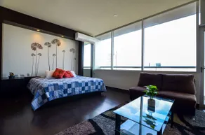 LoftStudio - Centrally located, San Pedro / Gym & Pool - Image 2