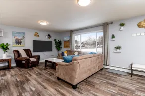 Alaskan Landscape Lodge (A) - Image 3