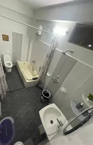 Asana - Luxury 1 Bedroom Private Suite with Tub - Image 3