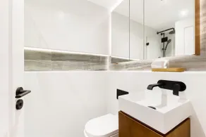 Stylish one bedroom Barangaroo Park apartment plus - Image 4
