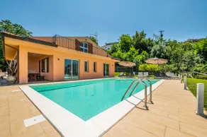 Espléndida villa con piscina privada de hidromasaje climatizada con vistas a las islas Eolias. - Image 2