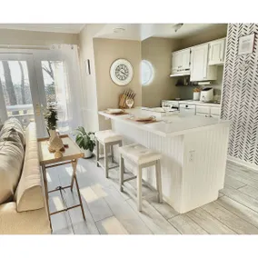 Near Casino-Heated Pool/Jacuzzi/Sauna- Onsite Spa - Image 3