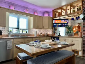 Quaint Neighborhood / Close to Beaches - Image 5