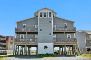 Beachfront Luxury 6 BR 6.5 bath, Hot tub, elevator - Image 5