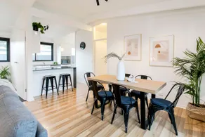3BR Goodwood Home Showgrounds, Tram, Restaurants - Image 3