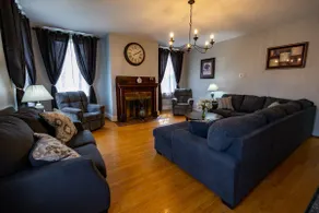 The Historic Hamer House - Image 4