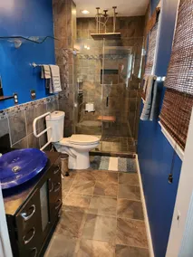 Theater, heated pool/hot tub near HPU/Market - Image 5