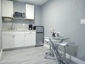 Guest house near the airport - Image 3