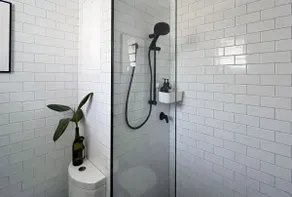 Stylish & Soulful Studio in Paddington - Image 4