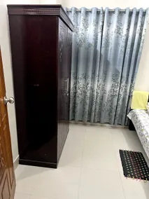 5A - Spacious 2 Bedroom Apartment - Image 5