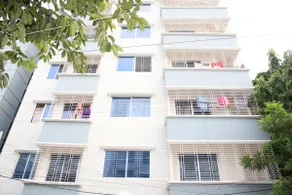 5A - Spacious 2 Bedroom Apartment - Image 2