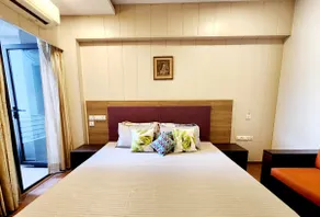 NEO1 Independent 1BHK Apartment South Delhi GK-1 - Image 2