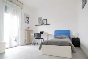 [Tre Re] - Spacious apartment with parking - Image 2