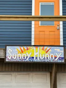 Surf City - 2 min to beach, hot tub, pet friendly - Image 4