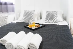 Bohemian Townhouse Ground Floor Skiathos - Image 4