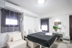 Bohemian Townhouse Ground Floor Skiathos - Image 3