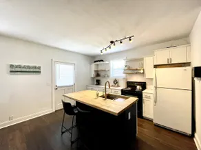Point on Pollock - Full House - Image 4