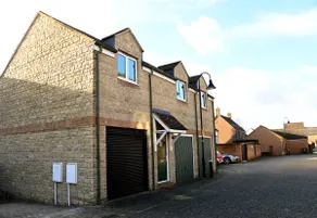 Detached Coach House + Private Garage | Swindon - Image 4
