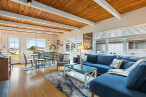 Waterfront Views, Bird Watching, Walk to Beach - Image 2