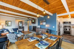 Waterfront Views, Bird Watching, Walk to Beach - Image 3