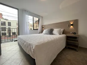 201-Studio apartment near El Poblado - Image 2