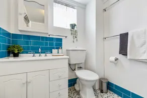Stylish Central Retreat - Image 5
