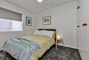 Stylish Central Retreat - Image 3