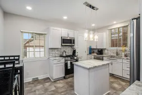Beautiful Home away from Home! - Image 2