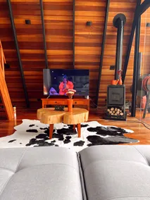 Exclusive Palermo Chalet with Jacuzzi – Gonçalves, Minas Gerais - Image 5